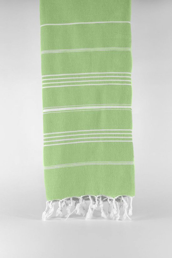 uit Turkije By Aquatolia Hamamdoek Kadyanda met Witte Strepen - 100% Zacht Katoen - Strandlaken - Handdoek - Licht Groen - 100cm x 180cm - Originele hamamdoek uit Turkije