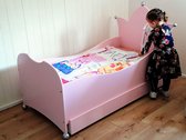 Peuterbed met kroon ROZE 70x150 cm van wildkidzz.com, met matras 12 cm, het echte prinsessenbed ALL-IN AANBIEDING kinderbed GRATIS MONTAGE.