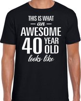 Awesome 40 year - geweldige 40 jaar cadeau t-shirt zwart heren -  Verjaardag cadeau M