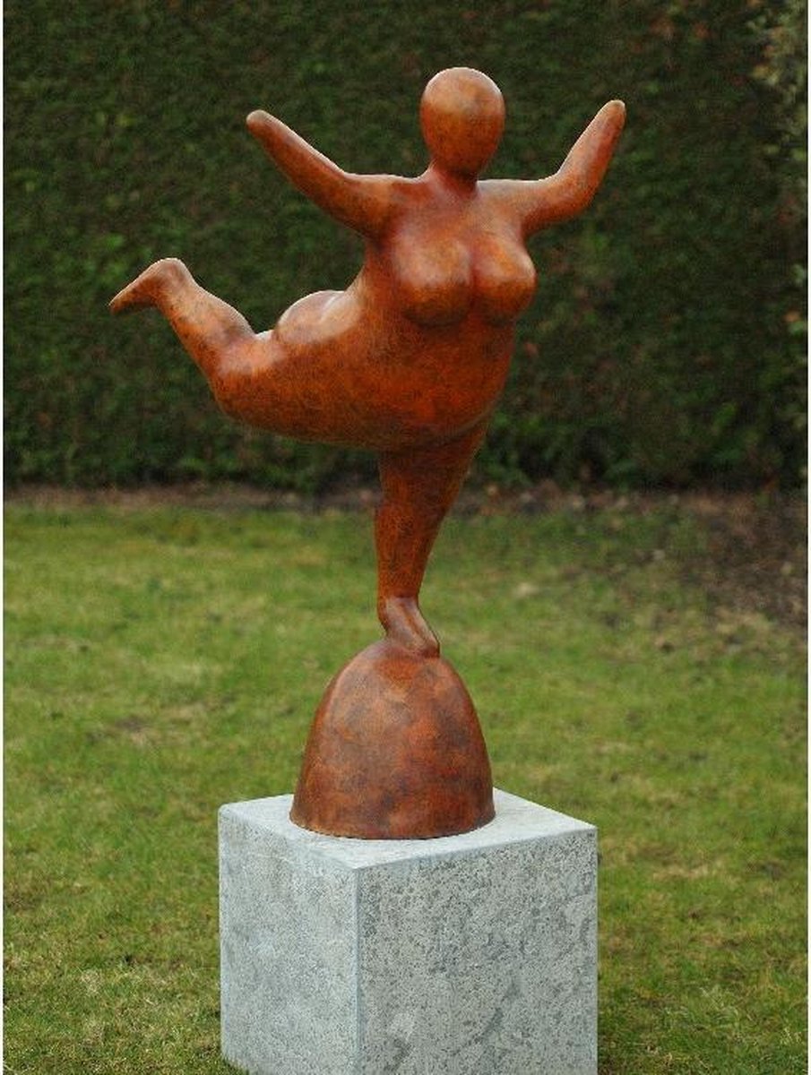 Statue de jardin - statue en bronze - Grosse femme nue - 106 cm de haut |  bol.com