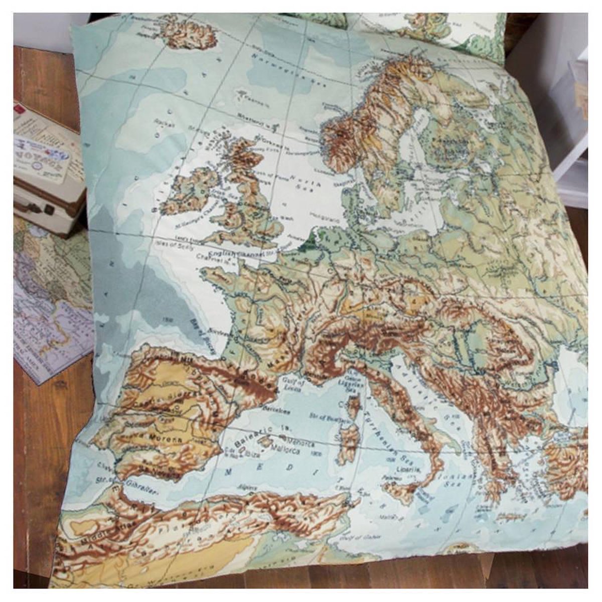Vintage dekbedovertrek - wereldkaart Europa - Lits jumeaux maat met 2 kussenslopen