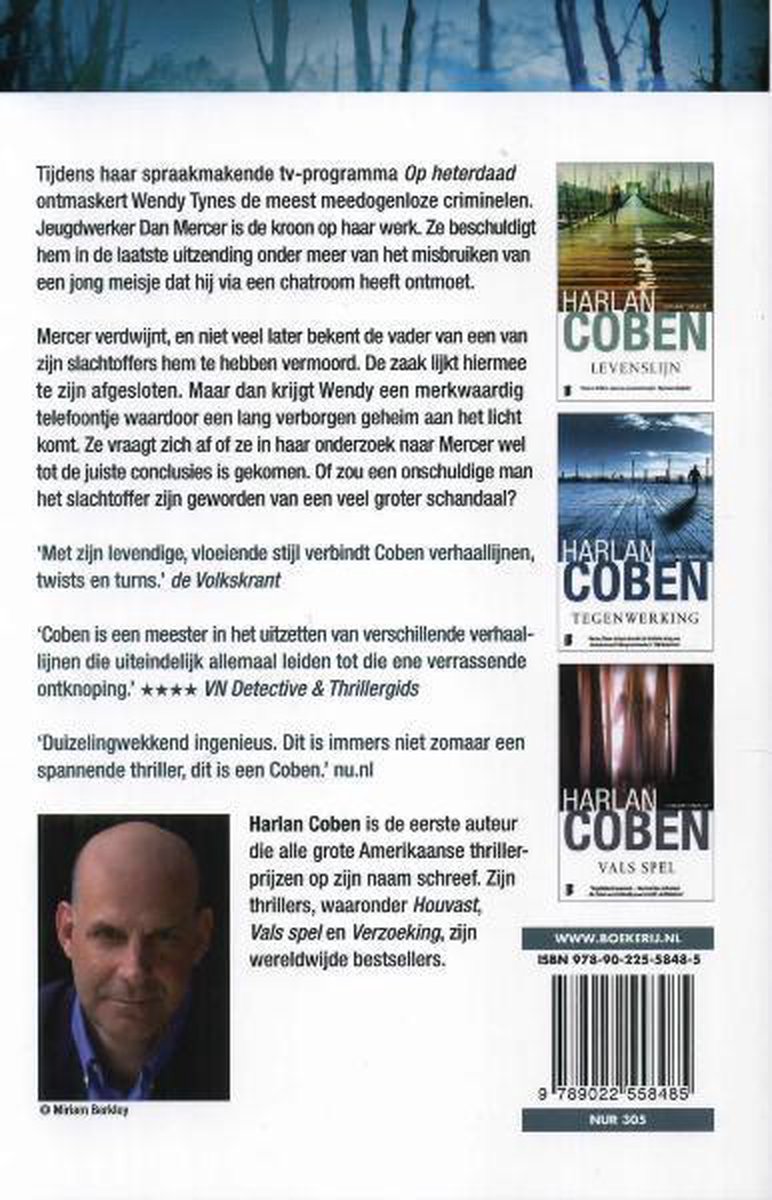 Achterkant boek 'Verzoeking' met foto auteur, boekbeschrijving en titels van andere boeken van Harlan Coben.