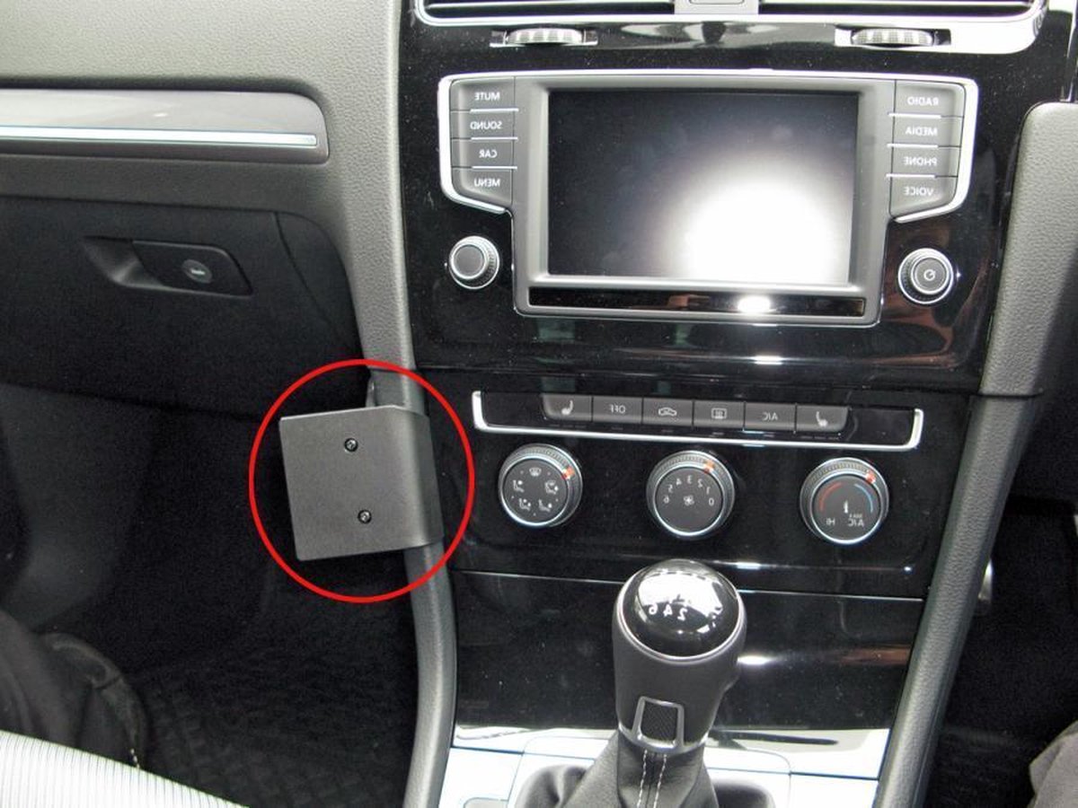 Proclip VW Golf VII 2013- angled RHD