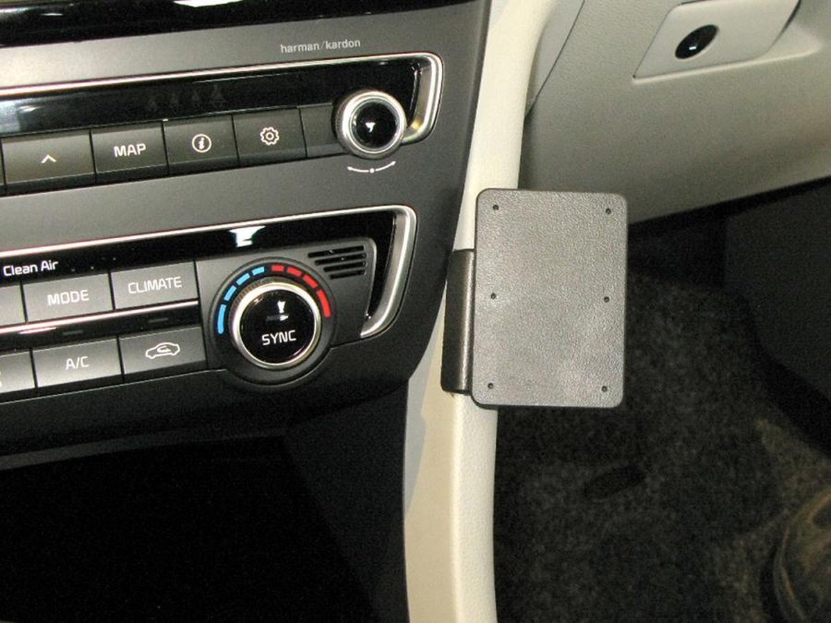 Brodit ProClip houder geschikt voor Kia Optima 2016-2020 Angled mount