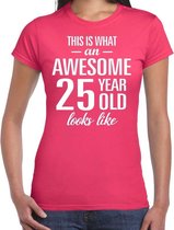 Awesome 25 year / 25 jaar cadeau t-shirt roze dames S