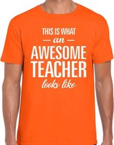 Awesome Teacher cadeau meesterdag t-shirt oranje heren 2XL