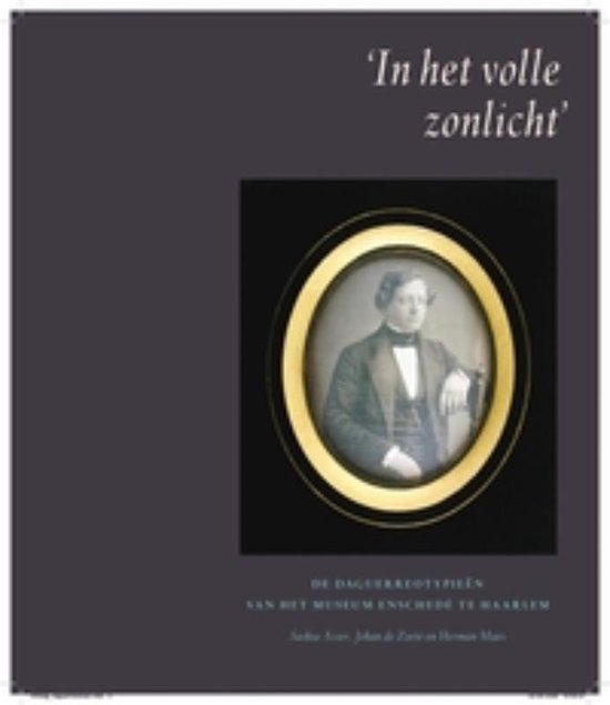 Cover van het boek ''In het volle zonlicht'' van Saskia Asser en J. de Zoete
