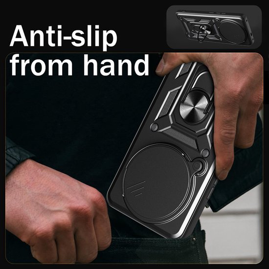 Persoon demonstreert de anti-slip grip van de zwarte telefoonhoes met ringstandaard.