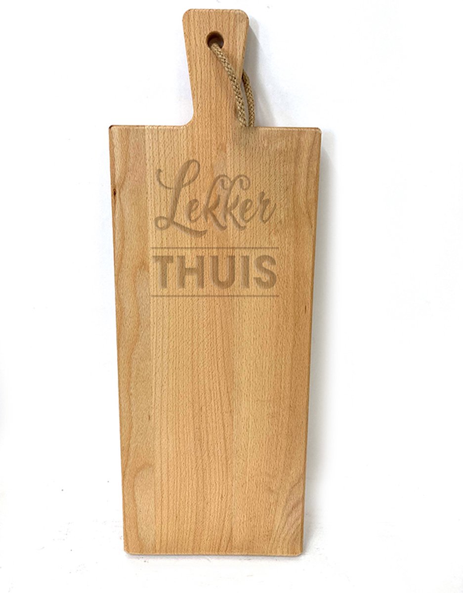 Grote borrelplank / snijplank met tekst gravure Quote: LEKKER THUIS. Cadeau-verjaardag-bedankje-samenwonen. Het formaat is 20x56cm