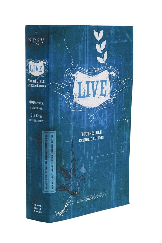 Blauwe bijbel met "LIVE" en "YOUTH BIBLE CATHOLIC EDITION" erop. Tekst "GOD SPEAKS. WE RESPOND LIVE THE CONVERSATION."