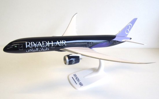 Boeing 787-9 Dreamliner - KLM - Widebody Aircraft Parade