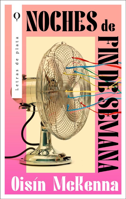 Een chromen ventilator met gekleurde linten die rond de bladen wapperen. Bovenin staat 'NOCHES de' en rechts staat 'FIN DE SEMANA'.
