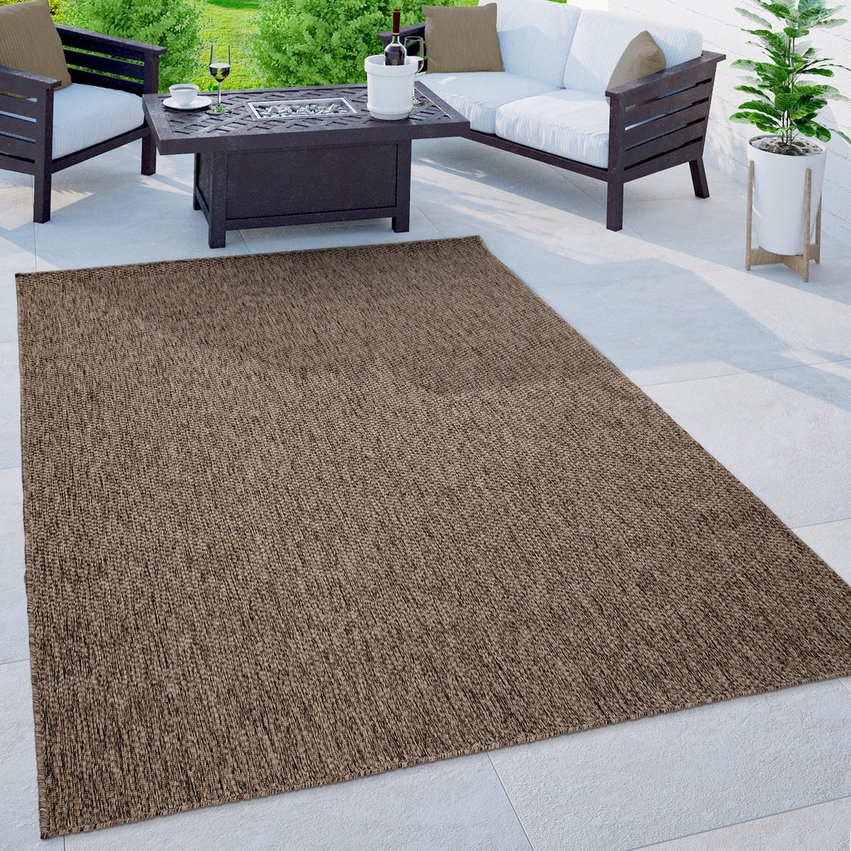 Flycarpets Veniro Effen Binnen en Buitenkleed Taupe - 160x220 cm - Laagpolig Vloerkleed Buiten - Tuinkleed / Tuintapijt