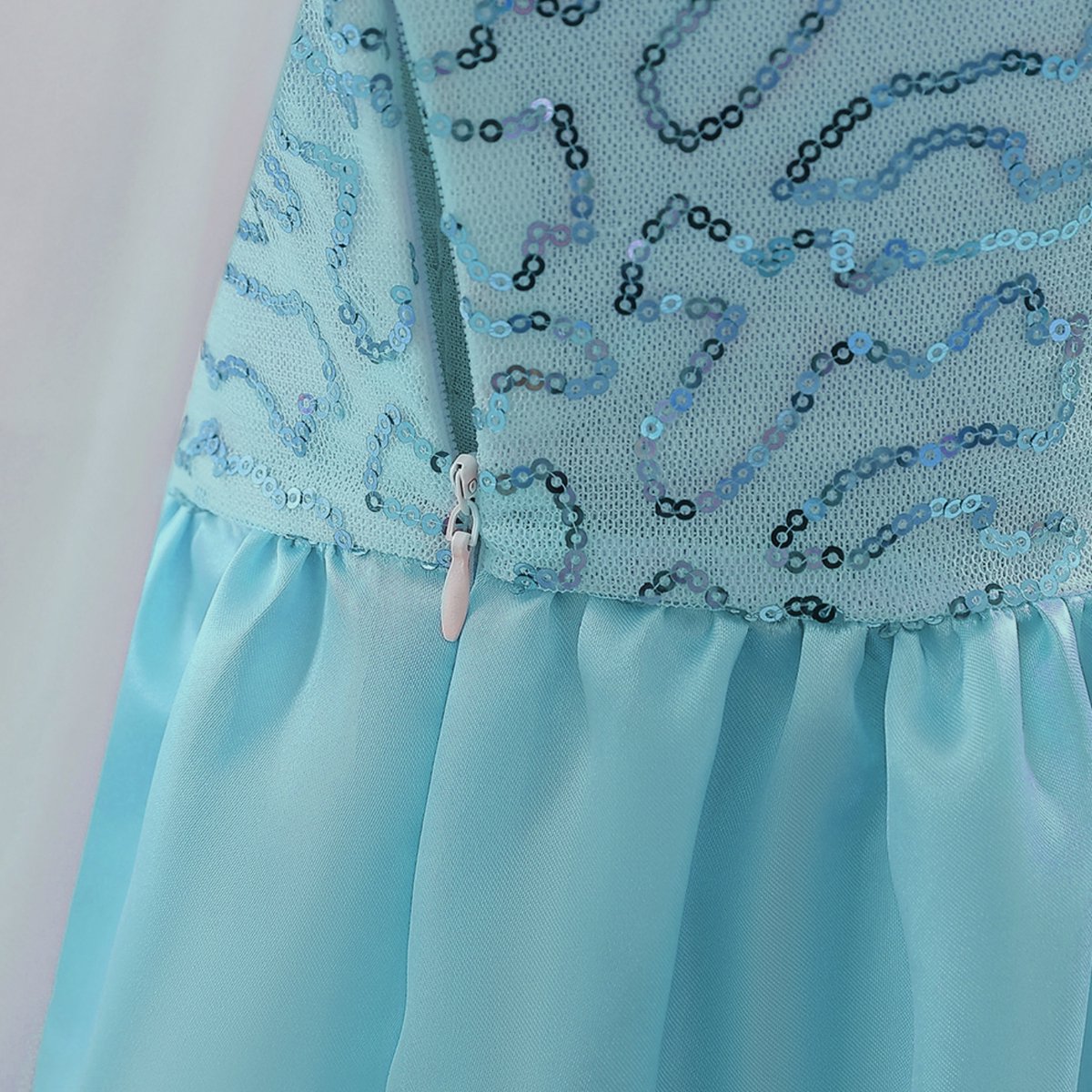 Het Betere Merk prinsessenjurk meisje Elsa -maat 122/128 - Frozen verkleedkleding - prinsessen speelgoed - toverstaf, tiara, Elsa haarvlecht, prinsessen handschoenen — afbeelding 6