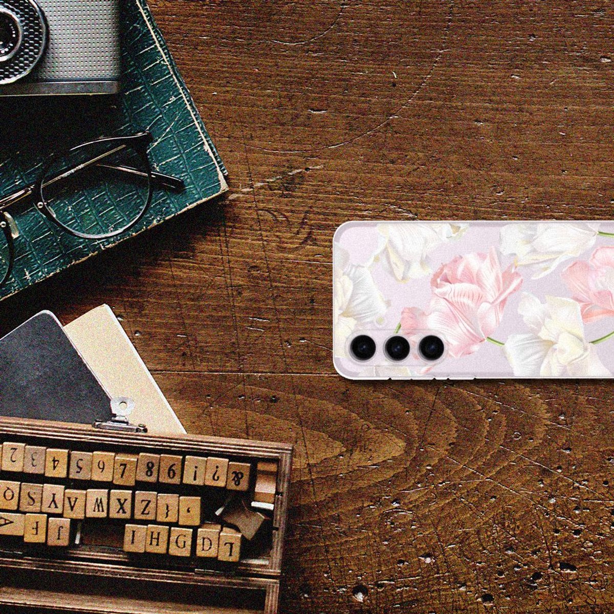 Samsung Galaxy S24 Plus TPU Case Lovely Flowers