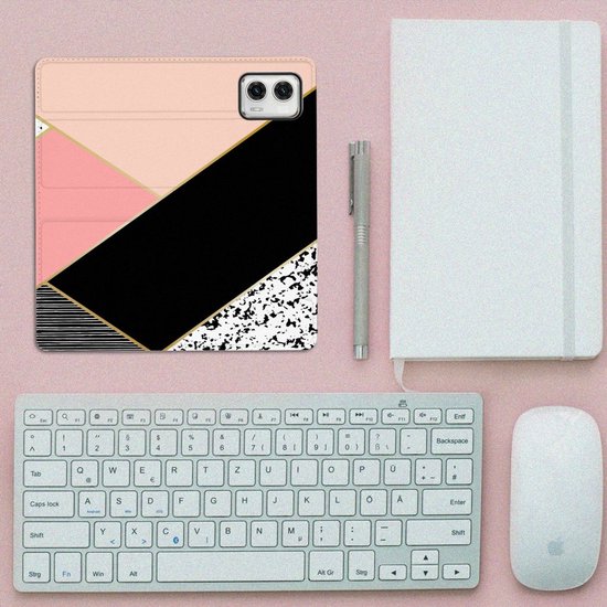 Etui Bookcase Motorola Moto G73 Smart Cover Noir Formes Pink