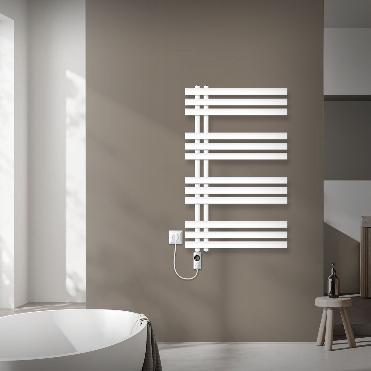 LuxeBath elektrische radiator voor de badkamer van ijzer 600x1000 mm wit voorzien van een 300W verwarmingselement digitale thermostaat met display handdoekverwarmer paneelradiator en stijlvol ontwer