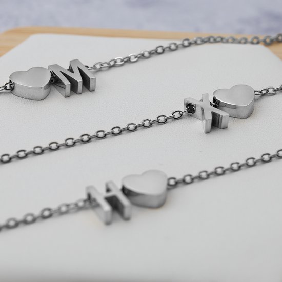 Bracelet Lettre A sur Carte Cadeau - Une lettre, une promesse - 15,5 cm + 5,5 cm réglables Acier Inoxydable Couleur Argent - Pendentif Initiale & Cœur - Pax Amare
