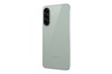Achterkant van een glanzende, lichtgroene Samsung Galaxy A56 5G met drie camera's.