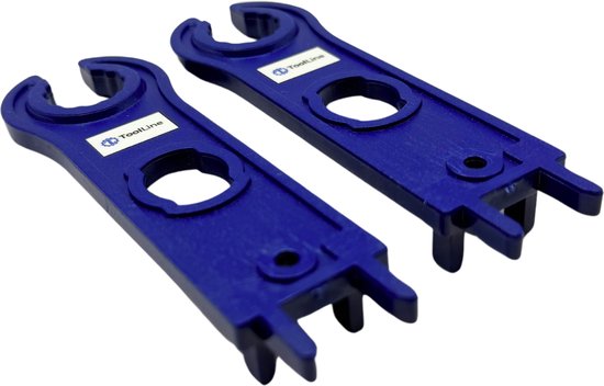 Deux clés MC4 bleues en plastique avec logo ToolLine, séparées.