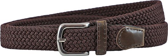 Bruine gevlochten elastische riem met zilverkleurige gesp en leren details.
