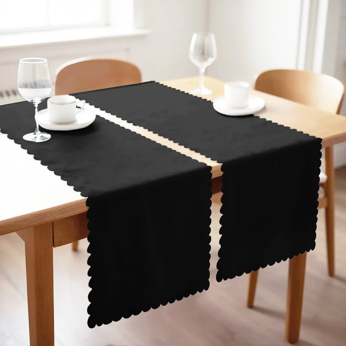 Bedrukt Velvet textiel Tafelloper set van 2 - 45x140 - Effen zwart