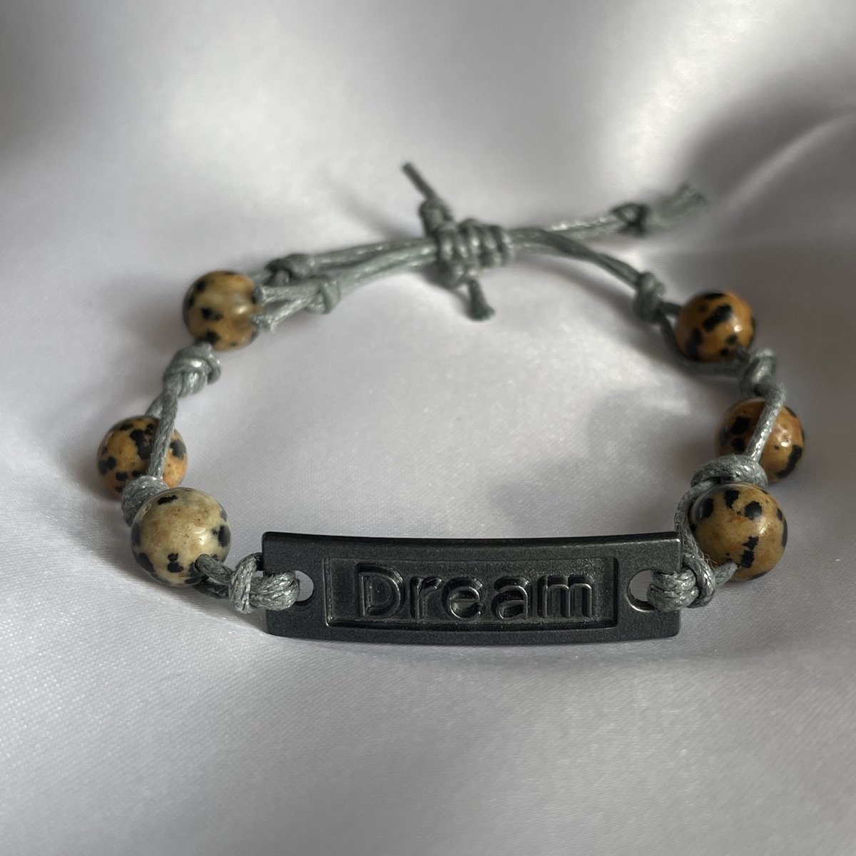 Made Once armband A004