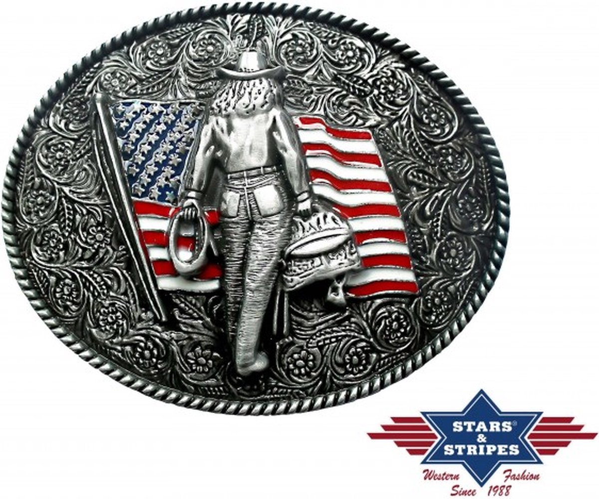 Stars & Stripes - Buckle GS-437 - Cowgirl met USA vlag