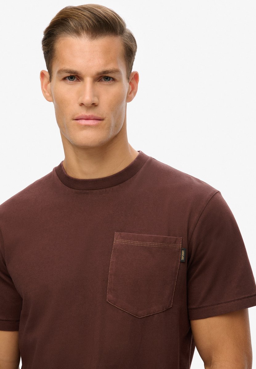 Superdry T-shirt met borstzak en contrasterend stiksel Heren T-shirts Bruin