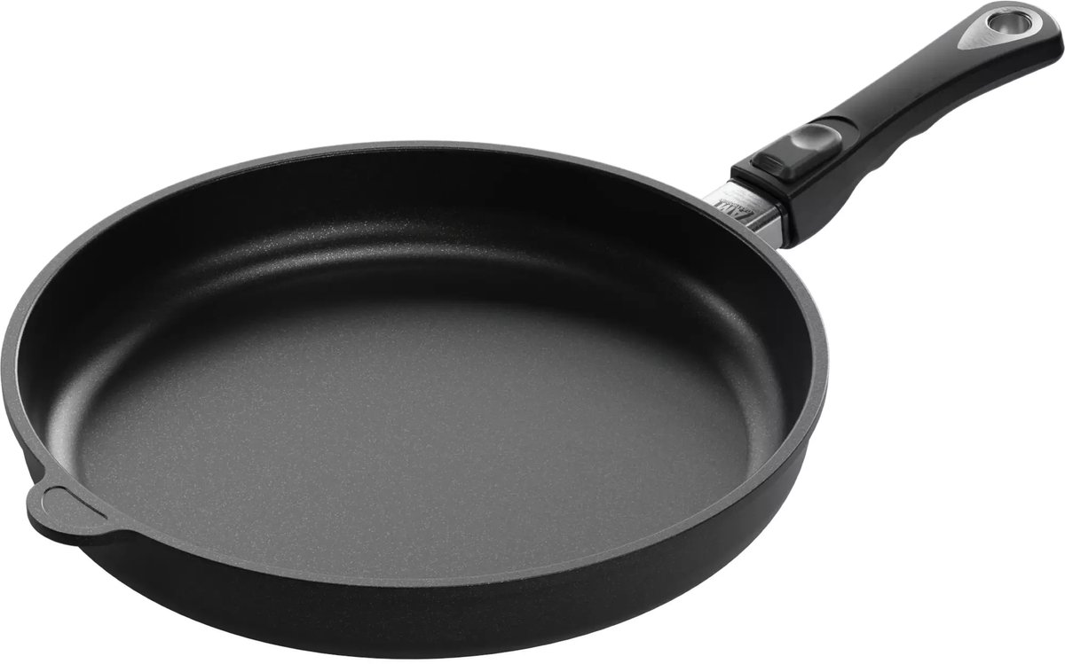 AMT Gastroguss Grote koekenpan – 32 cm – Energiezuinig – Non-stick – Geschikt voor alle warmtebronnen