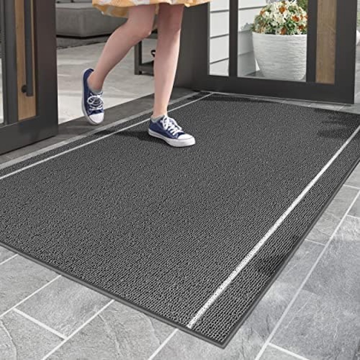 Deurmat Buiten 90 x 150 cm, Heavy Duty Deurmat, Vuilvanger Deurmat Anti-slip, Waterdicht, Afwasbaar, Grijs