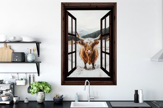Muurstickers - Sticker Folie - Schotse Hooglander - Landschap - Landelijk - Bergen - Winter - Doorkijk - Donker - 80x120 cm - Plakfolie - Muurstickers Kinderkamer - Zelfklevend Behang - Zelfklevend behangpapier - Stickerfolie