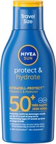 NIVEA SUN Protect & Hydrate Travelsize Zonnebrand SPF 50 - Mini Zonnebrand - Zonnecrème Waterbestendig - 100 ml