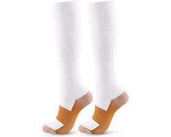 Jumada's Steunkousen / Compressiekousen - Elastische Hardloop / Sport / Vliegtuig Compressie Sokken - Reissokken / Reis Kousen - Running Travel Socks - Heren / Dames - Set Van 1 Paar - Steunkousen Kopergeweven - Maten L/XL - Wit/Bruin