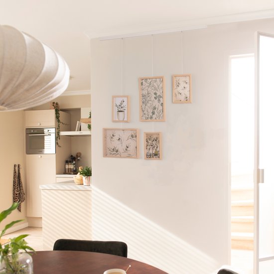 Artiteq - Cadre Photo Mural - Ensemble de Cadres Photo Flexibles - Collage de Photos pour Montage Horizontal et Diagonal - 5 Cadres Photo - 3x 13 x 18 et 2x 20 x 30 cm - Chêne Naturel