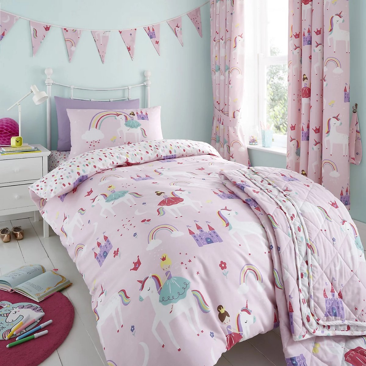 Eenhoorn - Dekbedovertrek - 140 x 200 cm. - Eenpersoons met 1 kussensloop - Unicorn - Prinses - Kasteel - Regenboog - Dekbed - Roze