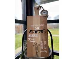 Creaties van Hier - Serveerplank 49 cm - Sarah - 50 jaar - Cadeau - Hout