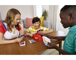 UNO Showdown - Mattel Games - Kaartspel