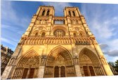 WallClassics - PVC Schuimplaat- Vooraanzicht van de Notre Dame in Parijs - 150x100 cm Foto op PVC Schuimplaat