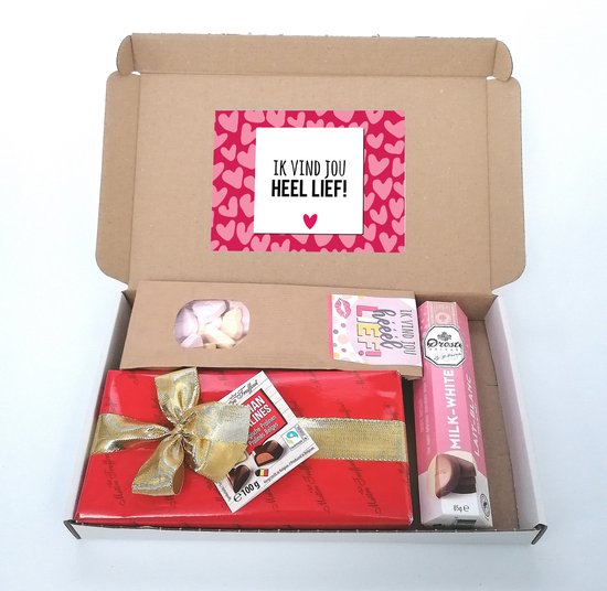 Ik vind jou heel lief - brievenbus cadeau - Chocolade - Hartjes - Pralines  - Liefde cadeau | bol.com