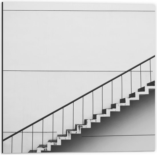 Dibond - Zwarte Trap voor Witte Muur - 50x50 cm Foto op Aluminium (Met Ophangsysteem)