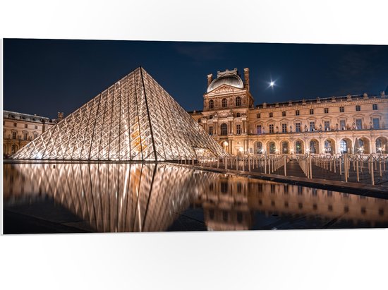 PVC Schuimplaat- Verlicht Louvre in Parijs, Frankrijk - 100x50 cm Foto op PVC Schuimplaat