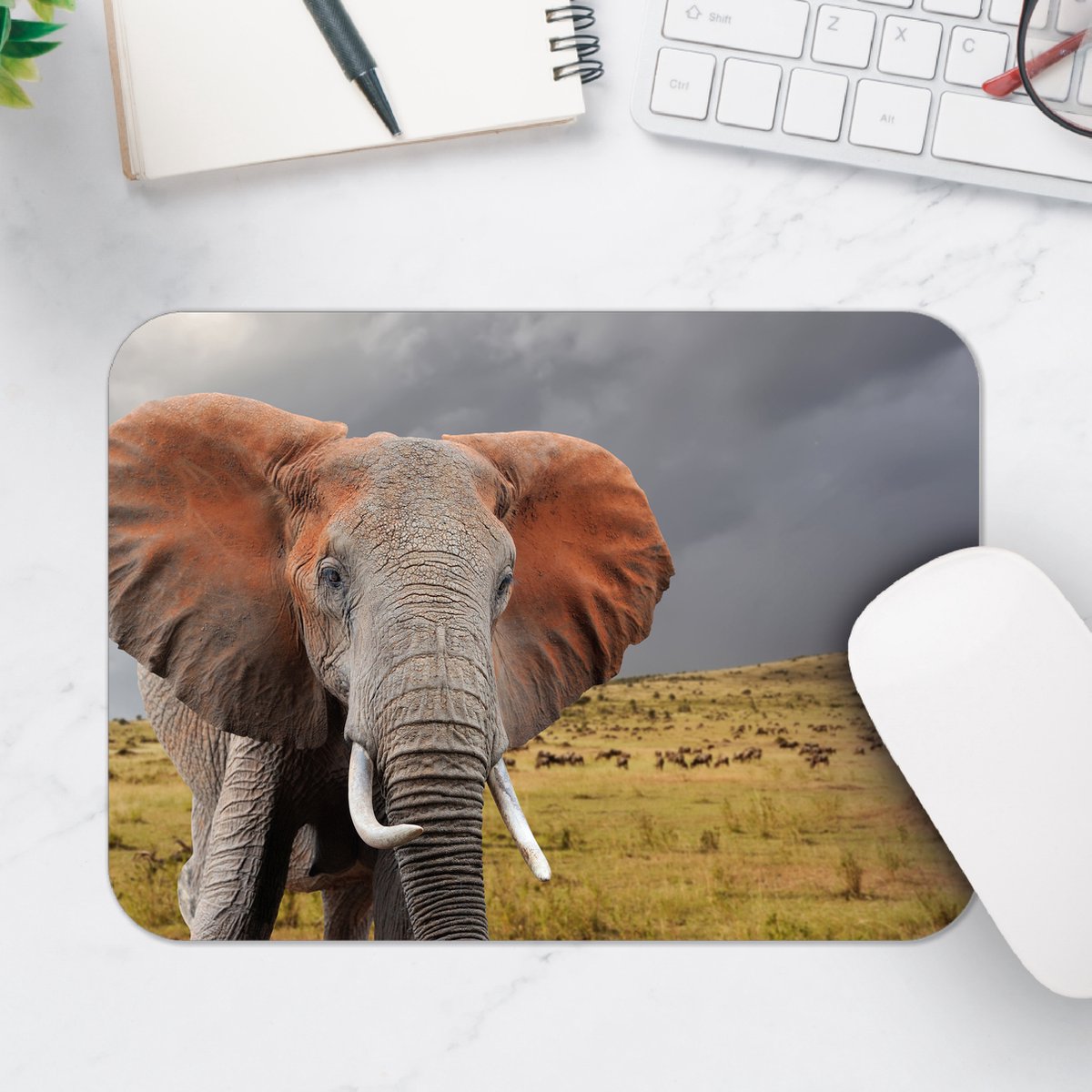 Muismat - Olifant met Grote Oren - 25x18 cm - 2 mm Dik - Muismat van Vinyl