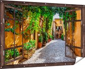 Gards Tuinposter Doorkijk Straatje in Rome met Groene Planten - 180x120 cm - Tuindoek - Tuindecoratie - Wanddecoratie buiten - Tuinschilderij