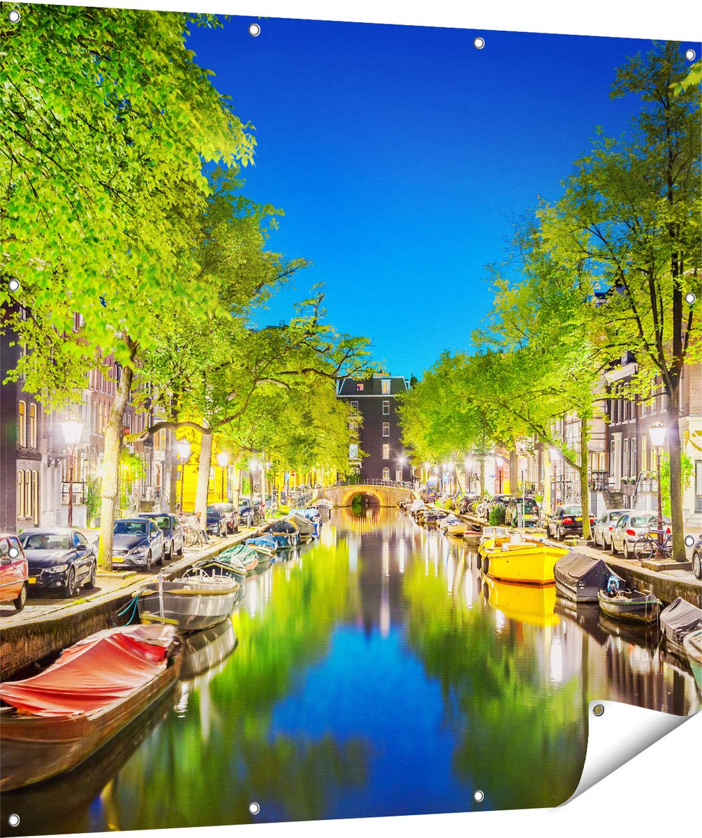 Gards Tuinposter Amsterdamse Gracht in de Nacht - 120x120 cm - Tuindoek - Tuindecoratie - Wanddecoratie buiten - Tuinschilderij Multikleur