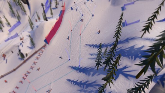 Skiërs die een steile, besneeuwde helling afdalen met bomen en markeringen.