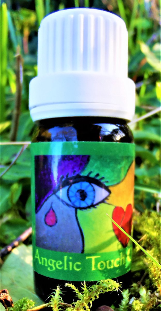 Goedkoopste Angelic Touch Oil - In the Light of the Goddess by Lieve Volcke - Aura Chakra Olie - 10 ml