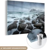 MuchoWow® Glasschilderij 90x60 cm - Schilderij acrylglas - Zee - Steen - Lucht - Foto op glas - Schilderijen