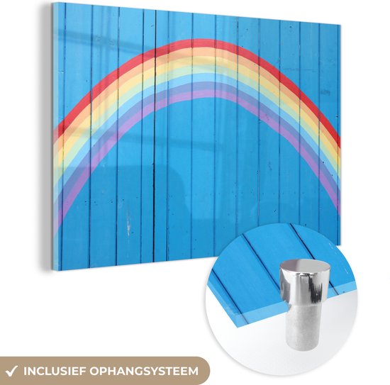 MuchoWow® Glasschilderij 30x20 cm - Schilderij acrylglas - Een geschilderde regenboog op houten omheining - Foto op glas - Schilderijen