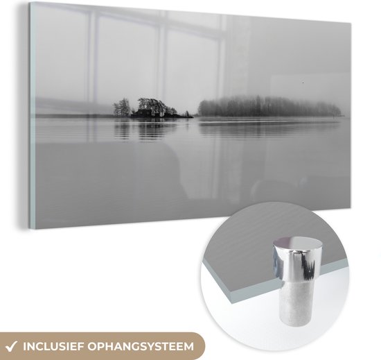 MuchoWow® Glasschilderij 120x60 cm - Schilderij acrylglas - Meer zwart-wit foto - Foto op glas - Schilderijen